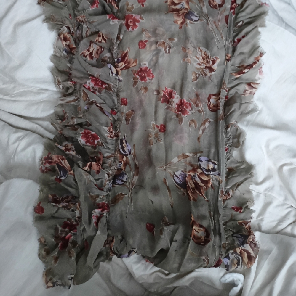 Ralph Lauren Purple Label Silk Scarf green floral ruffles